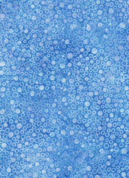 mittelblauer Batikstoff von Anthology, Motiv hellblaue Kreise