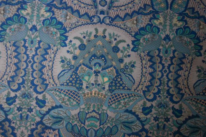 Baumwollstoff aus dem Hause Rowan von Amy Butler, Muster: floral, Farben blau-weiß-türkis.
