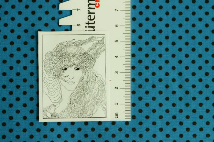 blau/türkiser Baumwollstoff (100%) mit dunkelblauen Punkten