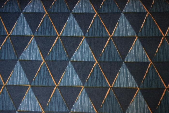 Bio-Jersey von lillestoff,GOTS zertifiziert. Farben: gelb-petrol-blau, Motiv: Rauten, Stoffbreite: 150 cm