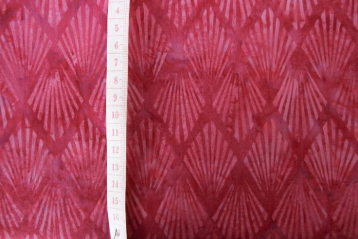 pinker Batikstoff von Hoffmann, Muster: Rauten