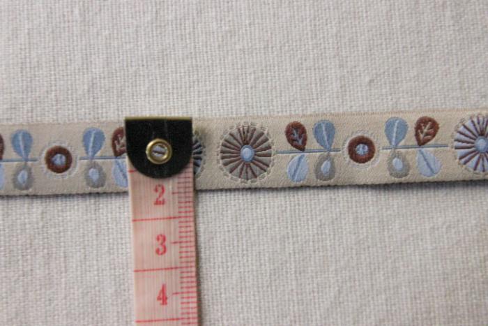 Webband "Fräulein Smilla" von Blaubeerstern, Farben: beige, braun, grau, hellblau